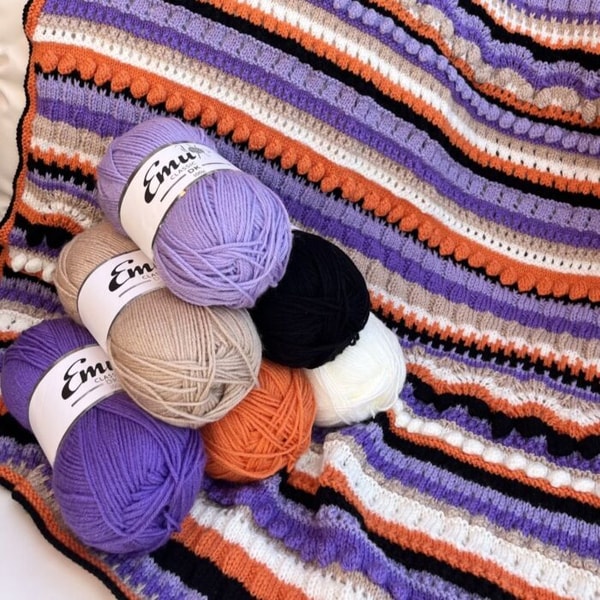 Woolbox Halloween Celebration Blanket Kit Review