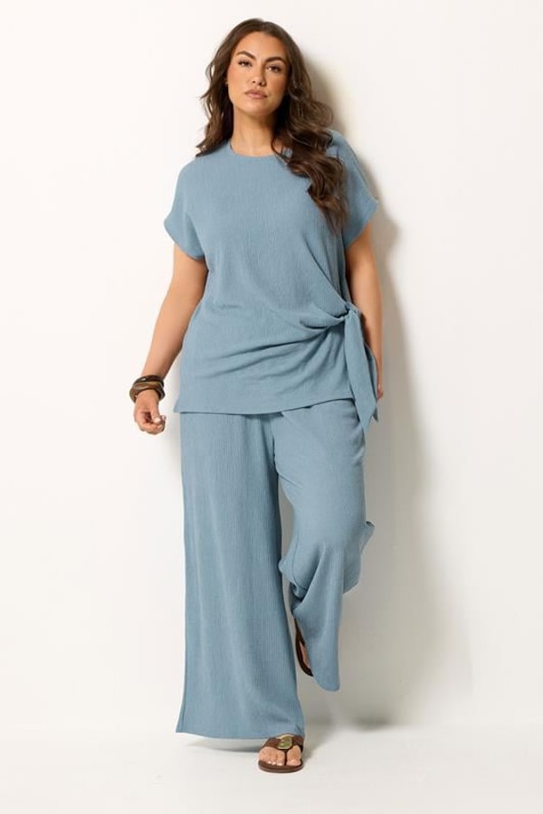 YOURS Curve Blue Side Knot Textured T-Shirt Review