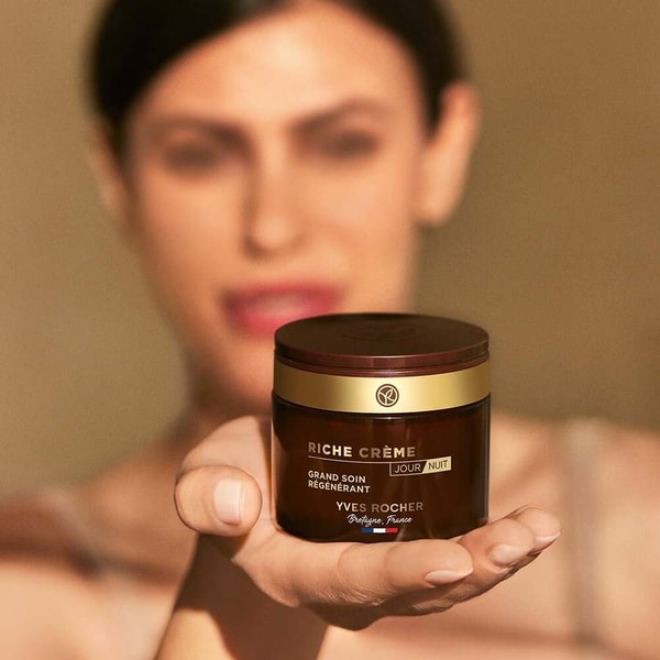 Yves Rocher Відновлювальний крем глибокої дії Огляд
