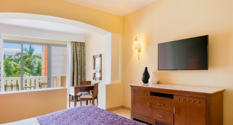 Junior Suite Accessible
